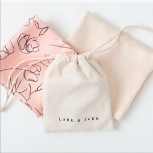 NWT⛱️Lark & Ives - Ivory & Blush Pink Hair Scarves (Set of 2) - 20"x20"